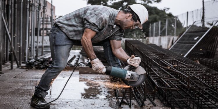 De ce ai nevoie de profesioniști pentru tăierea betonului armat